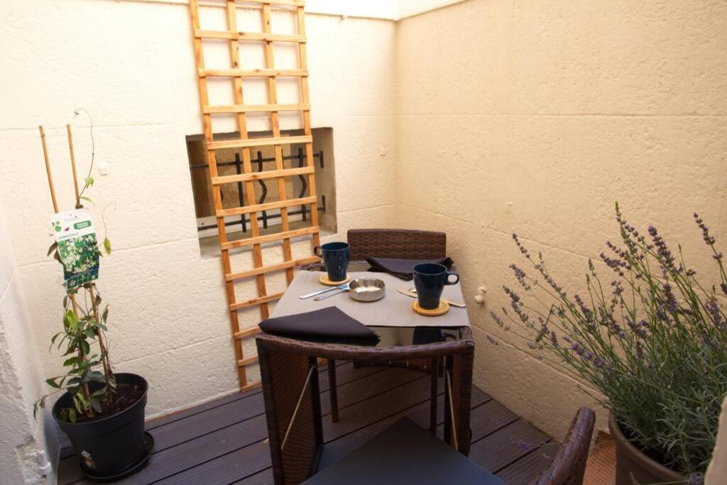 Les Secrets D'Alcove, Nuits Romantiques Avec Spa Aix-en-Provence Exteriör bild