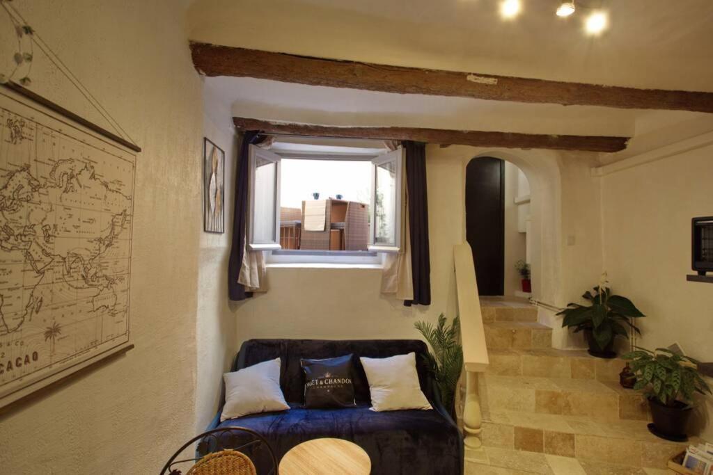 Les Secrets D'Alcove, Nuits Romantiques Avec Spa Aix-en-Provence Exteriör bild