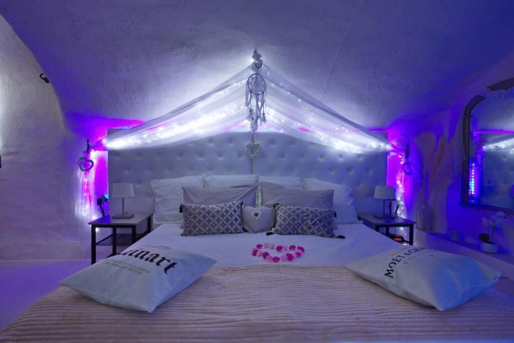 Les Secrets D'Alcove, Nuits Romantiques Avec Spa Aix-en-Provence Exteriör bild