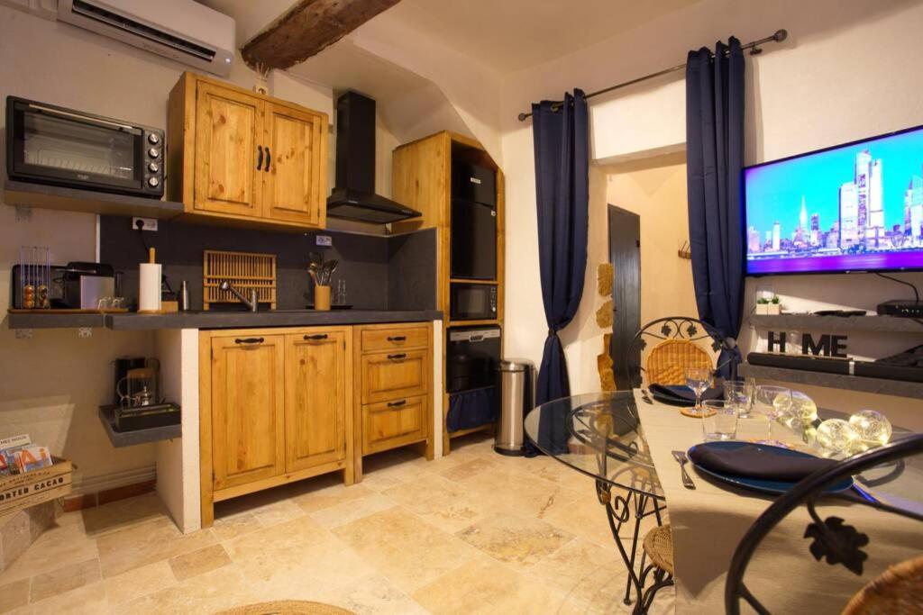 Les Secrets D'Alcove, Nuits Romantiques Avec Spa Aix-en-Provence Exteriör bild